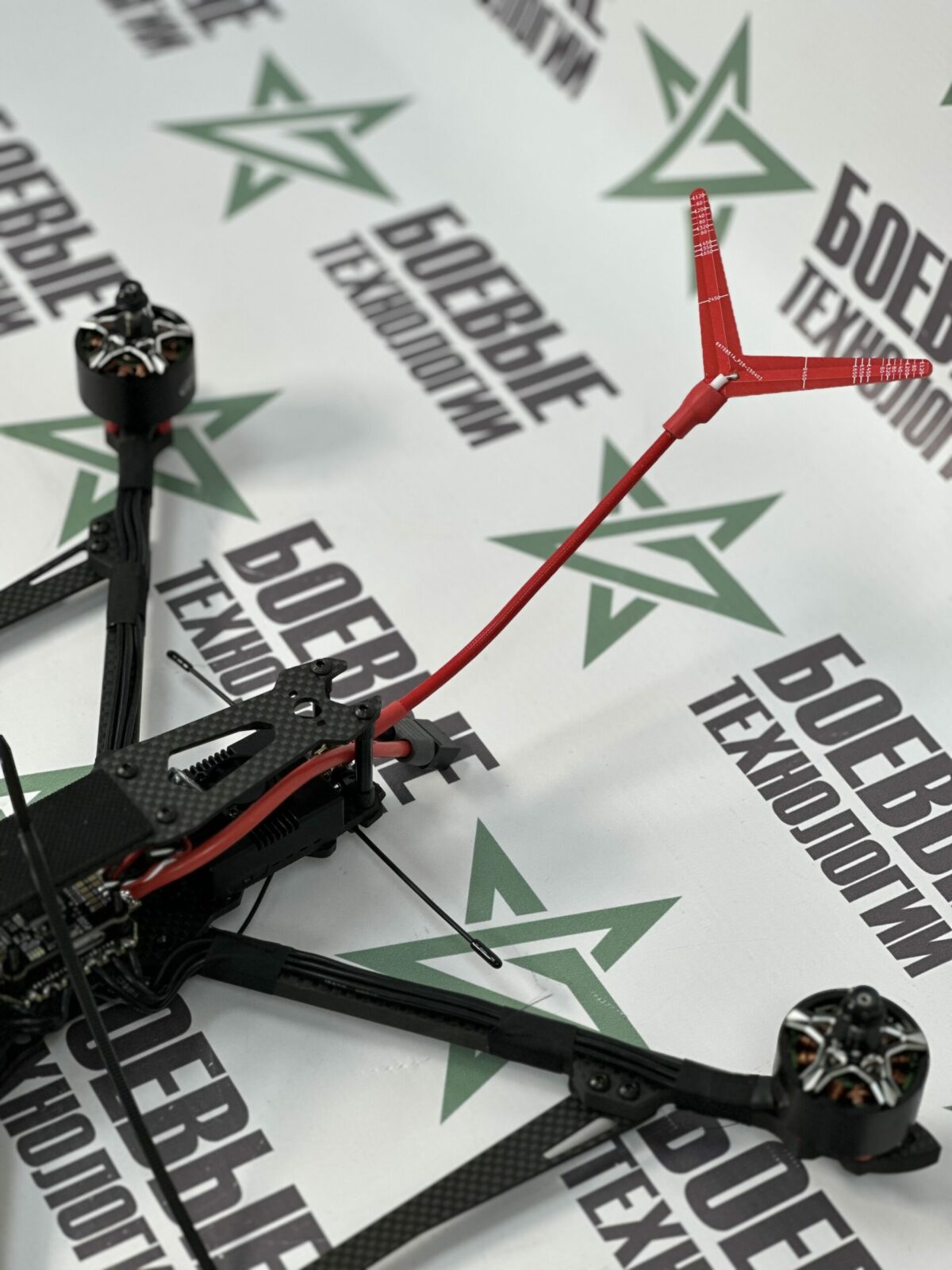 FPV Дрон «КВАРЦ» 10″ 4 мотора IMG 9588 416x555 - FPV Дрон «КВАРЦ» 10″ 4 мотора