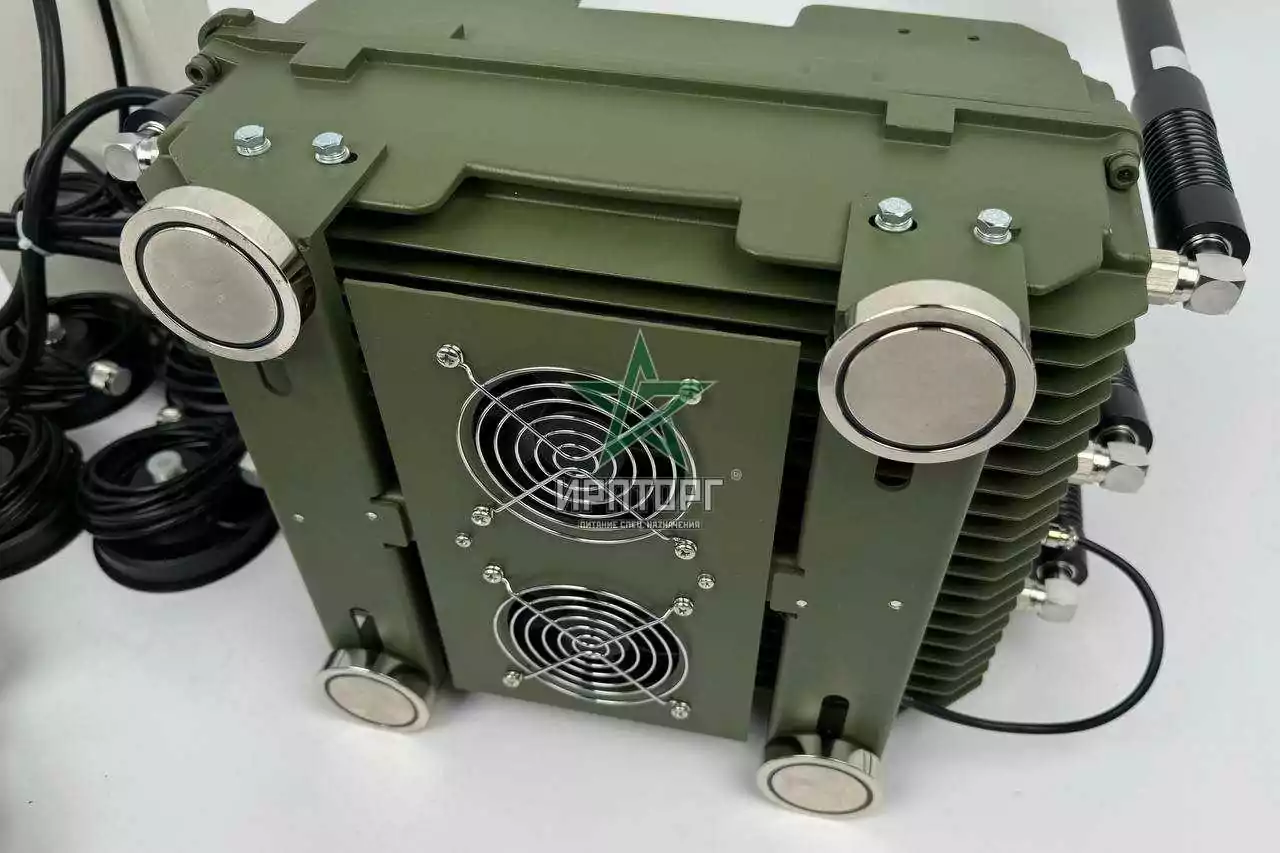 ГЕРАНЬ-6 Автомобильный блокиратор/подавитель FPV-дронов и БПЛА, 300Вт, 400–3500 МГц — дополнительное фото