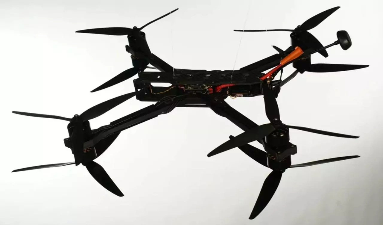 FPV‑дрон «Гермес 10» (8 моторов) Нагрузка 6–8 кг, дальность >15 км, 3115 900 KV, F405 60A, Caddx Ratel 2 photo 4 2025 04 11 15 39 23 416x244 - FPV‑дрон «Гермес 10» (8 моторов) Нагрузка 6–8 кг, дальность >15 км, 3115 900 KV, F405 60A, Caddx Ratel 2